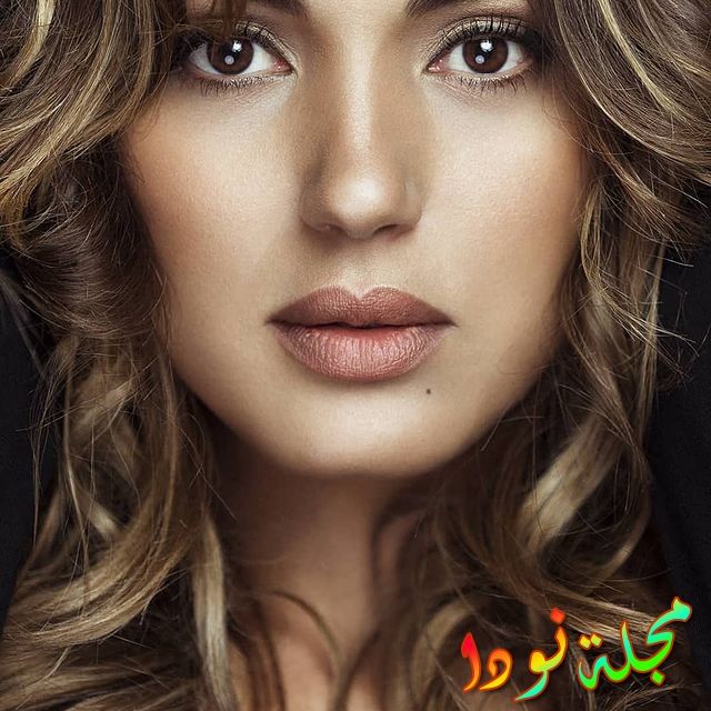 الفنانة فنانة ياسمين عماري