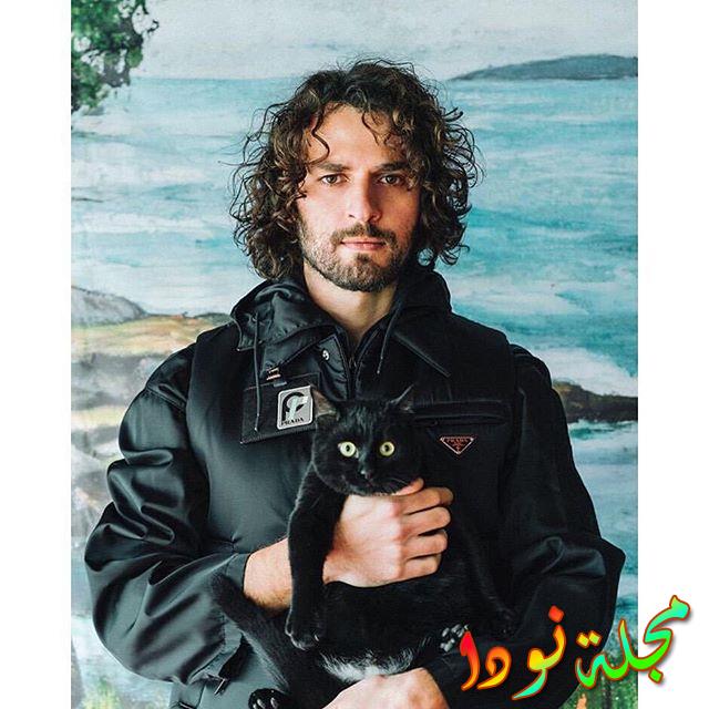 بيركان سوكولو ديانة عمره وحبيبته