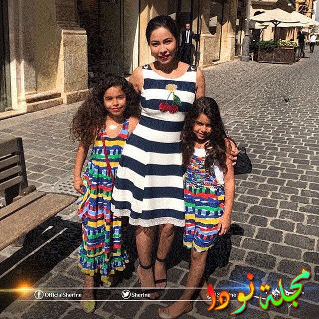 صورة لشيرين عبد الوهاب مع بناتها