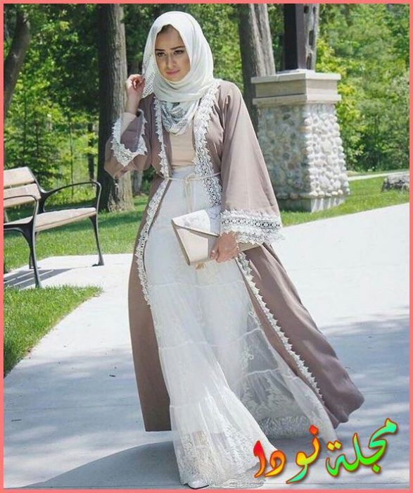 أحذية مكتنزة مع الفساتين الأنوثية (2)