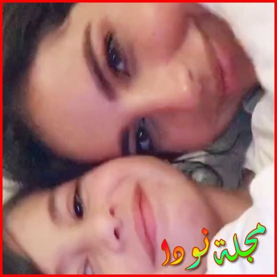 سارة مراد وابنتها