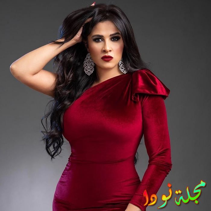 ياسمين في دراما اجتماعية مع زوجها