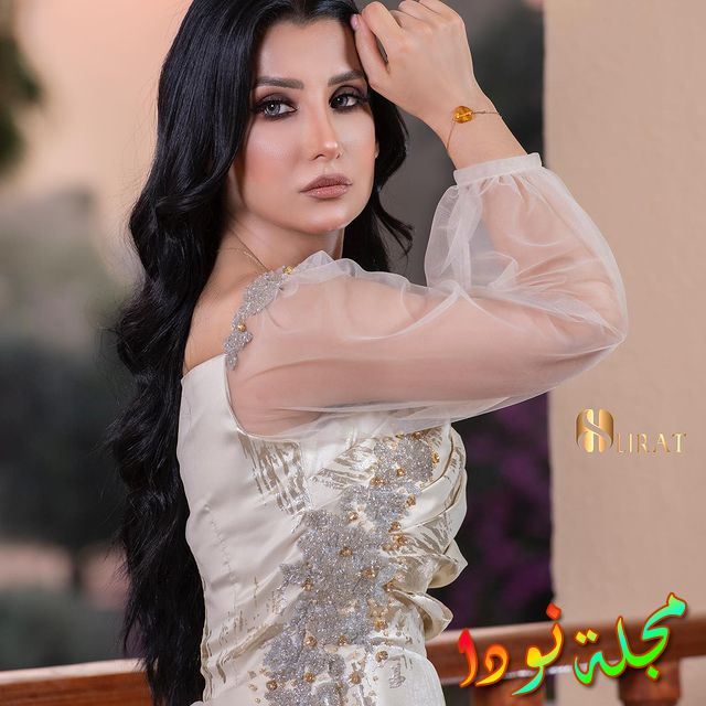 عمر جمانة كريم في 2021 هو 37 سنة