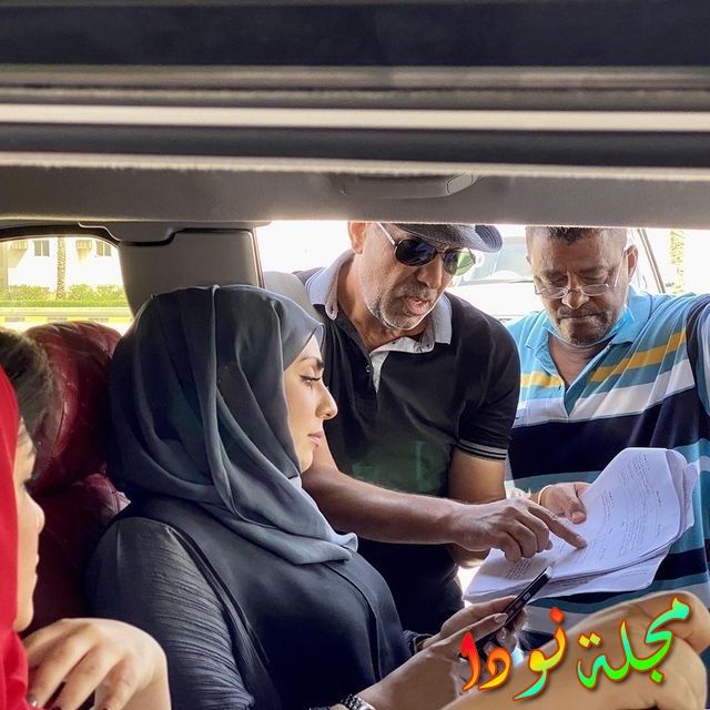 قصة مسلسل اسمع وشوف